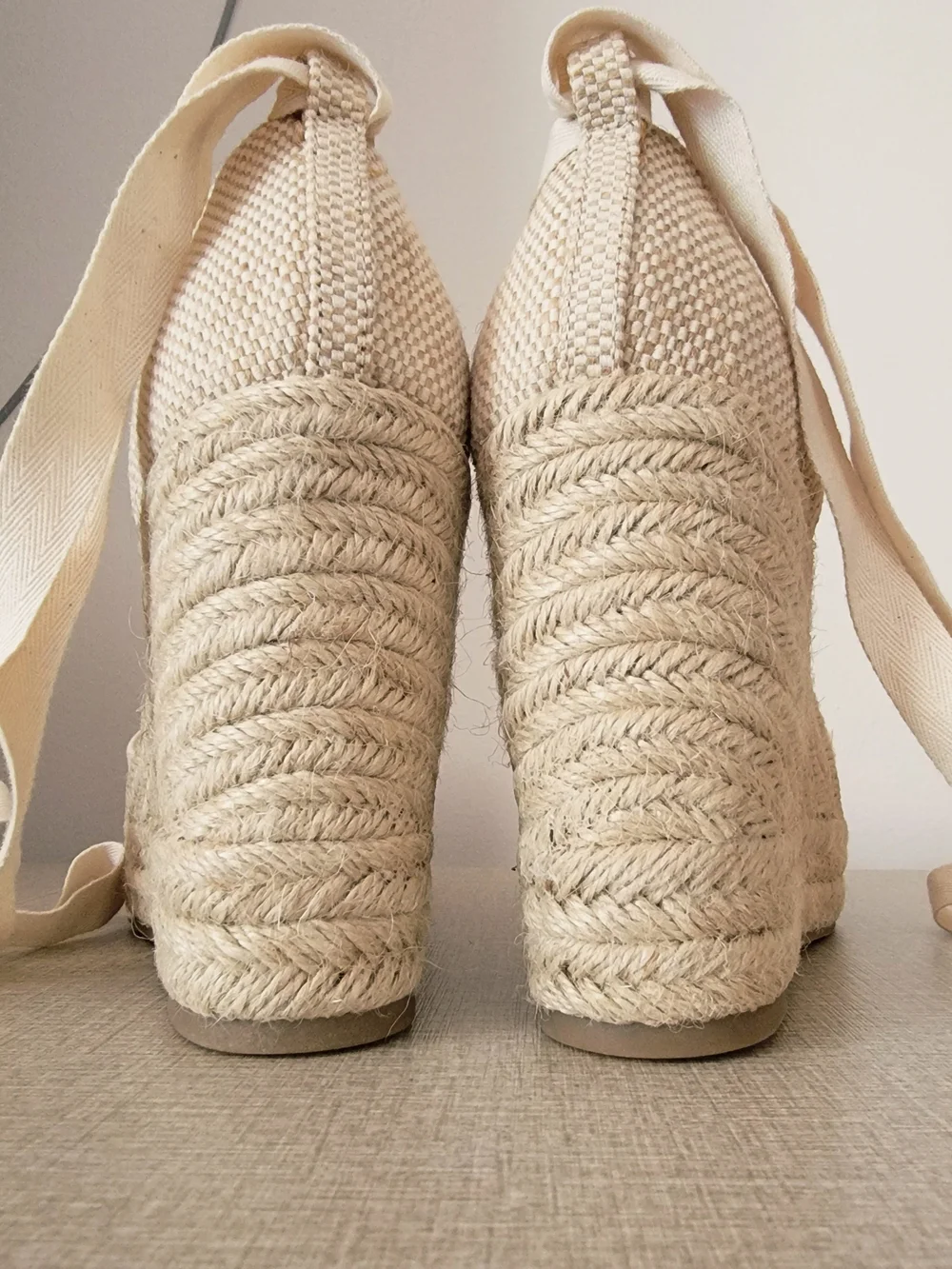 Express Cream Canvas Ankle Tie Espadrille Platform Wedge Sandals - 6.5 NWOB
